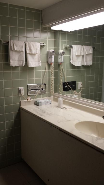 Manor Motel Minooka Habitación foto